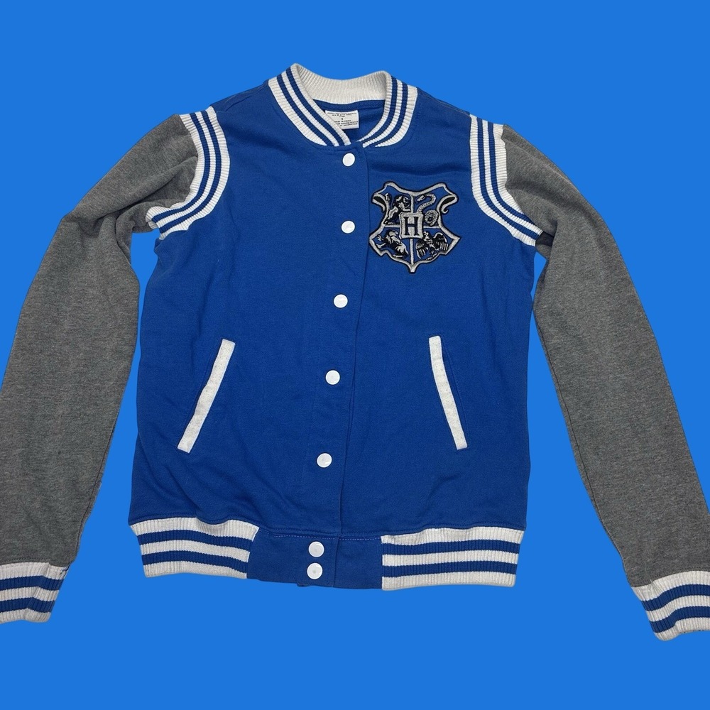 Harry Potter Ravenclaw varsity jacket W/ Hogwarts crest. Blue & Gray, Size Small